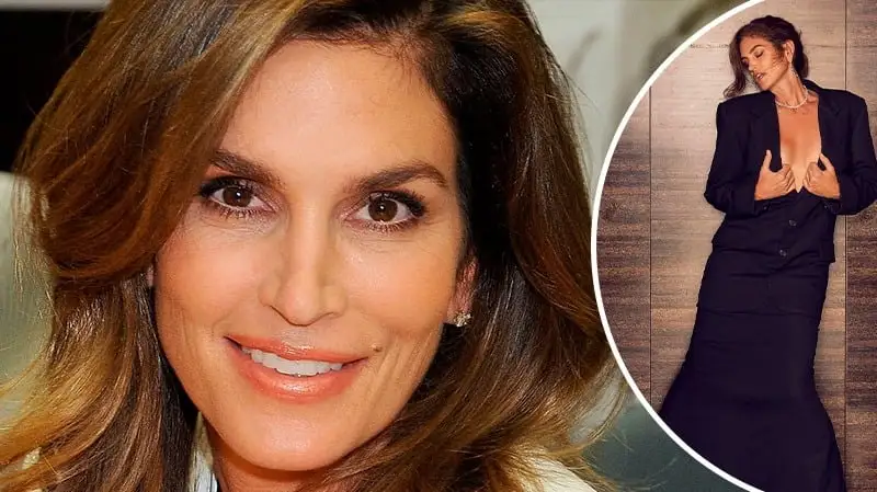 “This girl is incredible!” – Cindy Crawford, 56, danced in a sequined dress with a deep cleavage