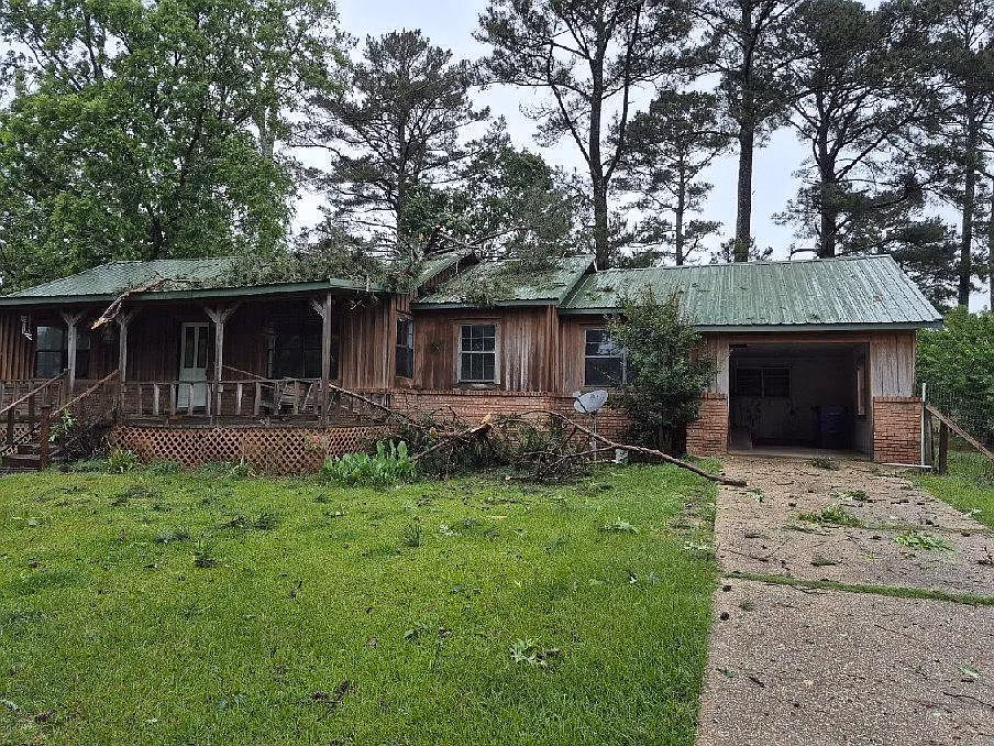 Mountain View Fixer on 24 Acres
