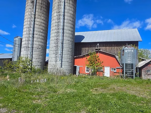 68-Acre Working Farm – Built for Scale & Self-Sufficiency