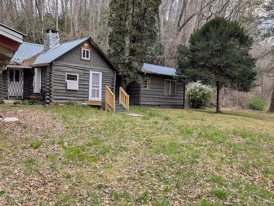 6.86 Acres Lot