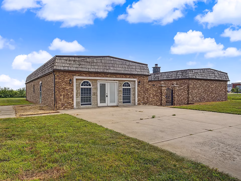 1.14 Acres Lot
